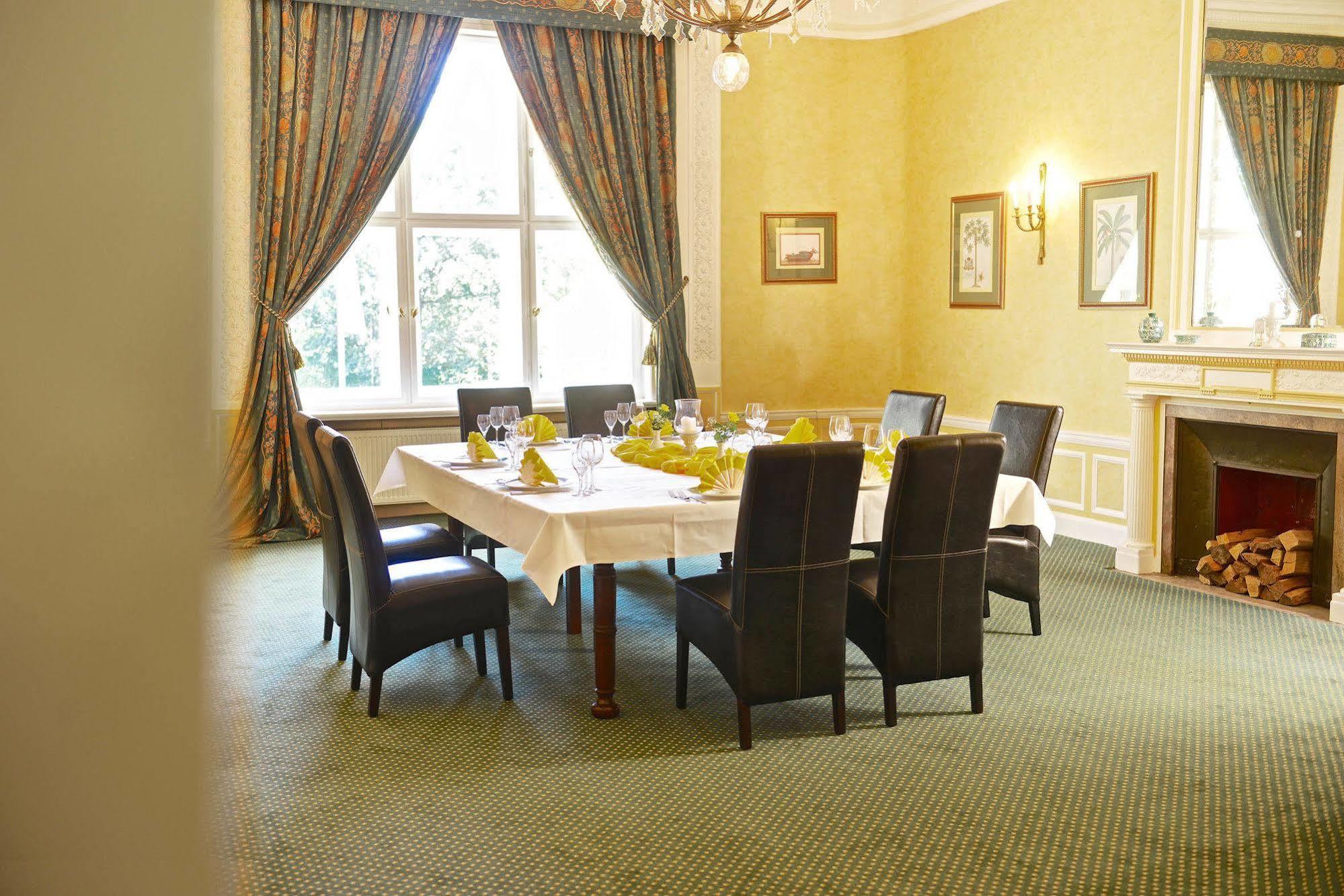 Ringhotel Villa Westerberge Aschersleben Bagian luar foto