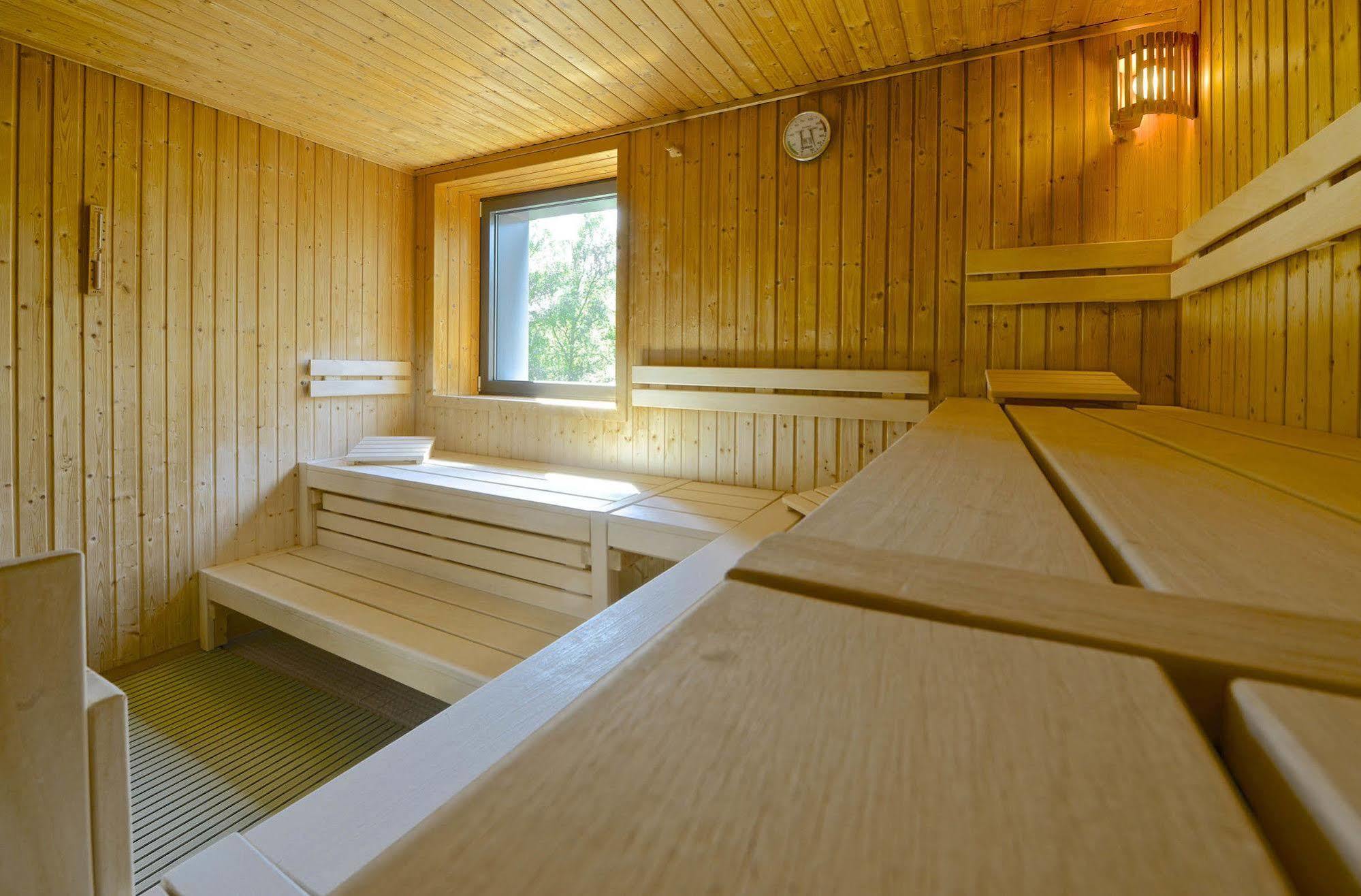 Ringhotel Villa Westerberge Aschersleben Bagian luar foto